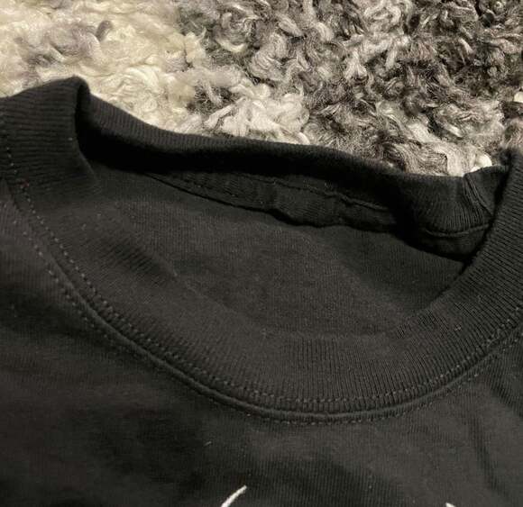 Vintage 2008 Guitar Hero Skull and Guitars Promo Graphic T-Shirt - Picture 4 of 4